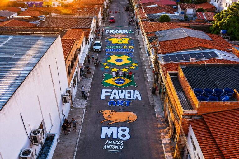 Ruas de Feira de Santana ganham cores, arte e mobilização em clima de Copa do Mundo